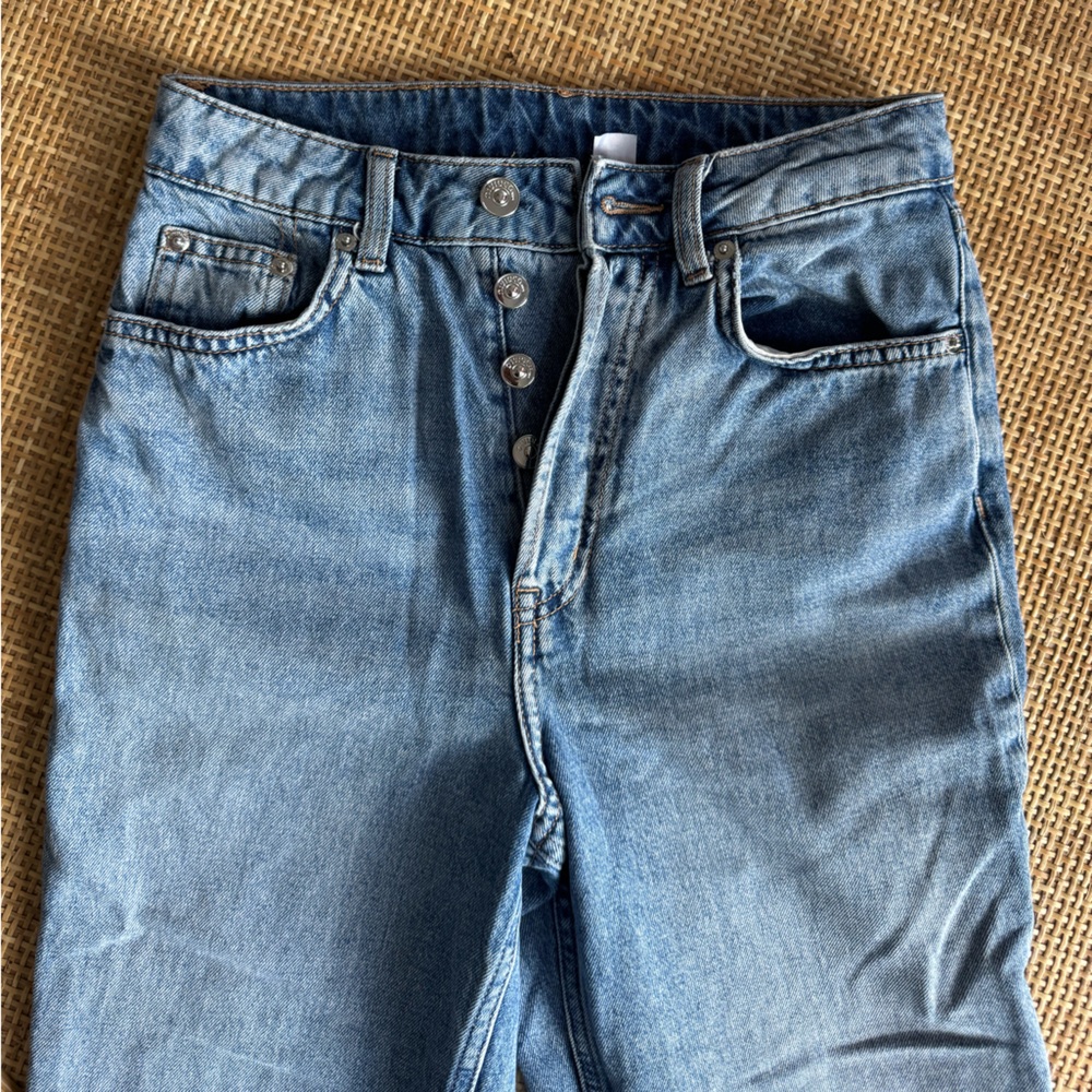 H&M Jeans - Picture 2 of 3